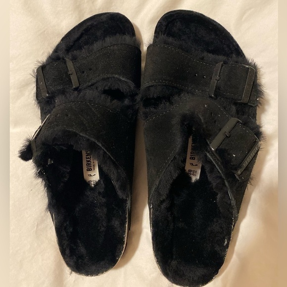 Birkenstock Arizona Shearling Sandal - Black - Women’s Size 38 - Picture 4 of 6